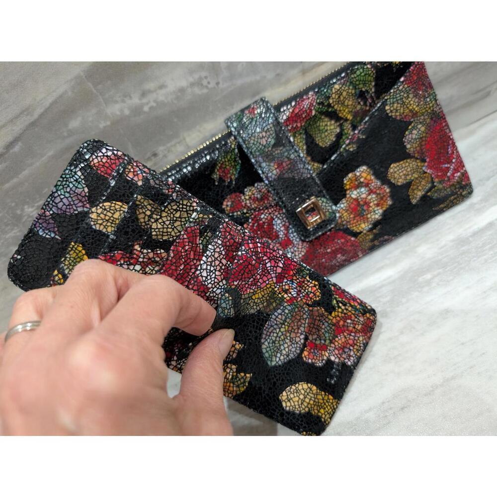 Lodis Floral Pattern Credit Card Wallet W/Snap Closure Zip Pocket ID Case - Picture 4 of 7